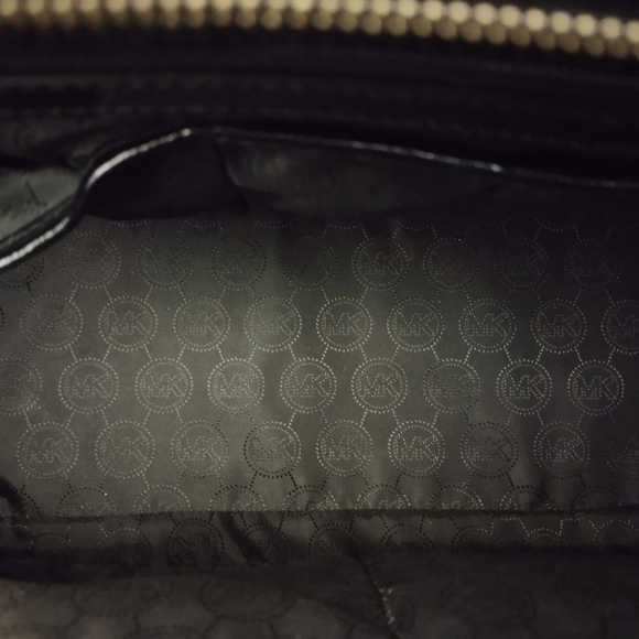 Michael Kors Selma Satchel Patent Leather Black Crossbody Bag - Picture 11 of 12